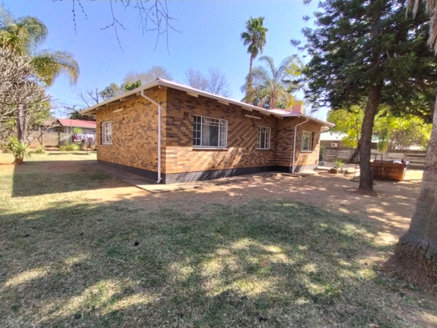 3 Bedroom Property for Sale in Bodorp North West